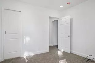 15375 Sussex St, Detroit, MI 48227 - Photo 19