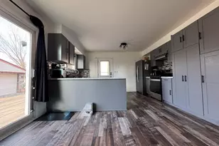 39825 Wolo Ct, Clinton Twp, MI 48038 - Photo 7