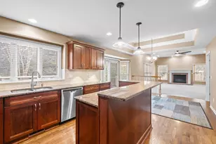 350 Huntington Dr, Saline, MI 48176 - Photo 7