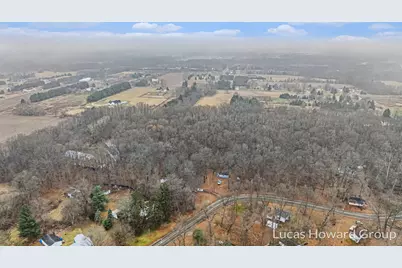 Vl E T U Avenue, Vicksburg, MI 49097 - Photo 7