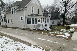 614 W Cass St, Greenville, MI 48838 - Photo 1