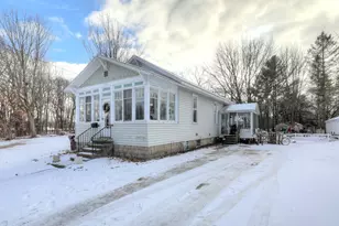 1389 W Laketon Ave, Muskegon, MI 49441 - Photo 3
