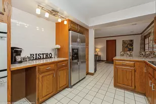 305 N Veronica Ct, Saint Joseph, MI 49085 - Photo 7