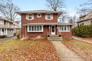 331 Aurora St SE, Grand Rapids, MI 49507 - Photo 1