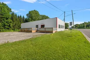 17648 US-12, New Buffalo, MI 49117 - Photo 1