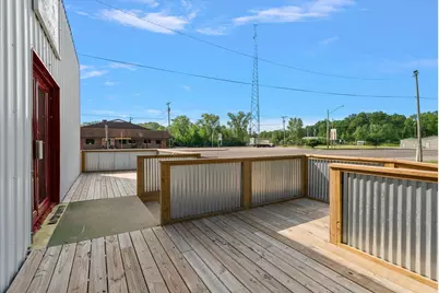 17648 Us-12, New Buffalo, MI 49117 - Photo 5