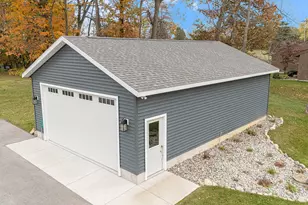 219 Ivason Dr, Stanton, MI 48888 - Photo 3