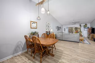 4916 Castle Hill Ct NE, Rockford, MI 49341 - Photo 5