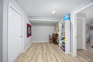 4916 Castle Hill Ct NE, Rockford, MI 49341 - Photo 13