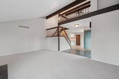 1525 S Hill Boulevard, Bloomfield Hills, MI 48304 - Photo 3