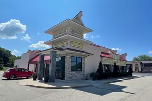 442 E 32nd St, Holland, MI 49423 - Photo 1