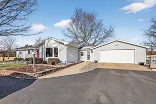 5755 Crandall Rd, Battle Creek, MI 49017 - Photo 1