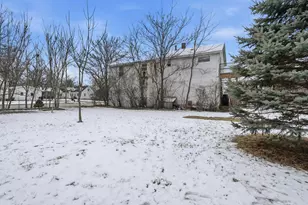 346 Weiss St, Saginaw, MI 48604 - Photo 9