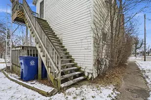 346 Weiss St, Saginaw, MI 48604 - Photo 5