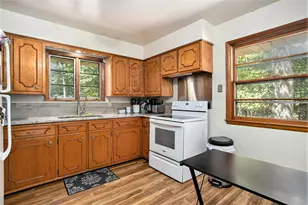 10011 Lloy St, Portage, MI 49024 - Photo 5