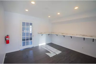 2004 W Milham Avenue, Portage, MI 49024 - Photo 5