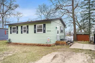 58954 Lakeshore Dr, Colon, MI 49040 - Photo 3