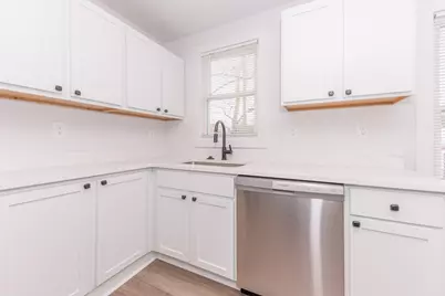 33988 Richard Street, Wayne, MI 48184 - Photo 9