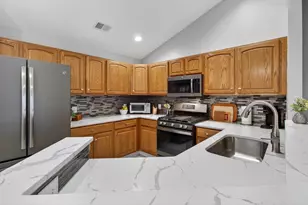 778 W Barrington Cir, Jackson, MI 49203 - Photo 21