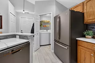 778 W Barrington Cir, Jackson, MI 49203 - Photo 25