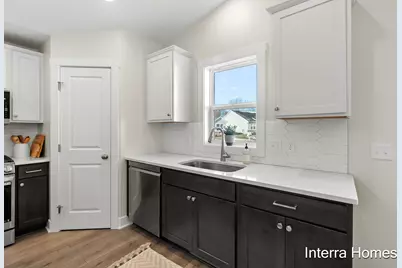 251 Hickory Valley Drive, Kalamazoo, MI 49009 - Photo 5