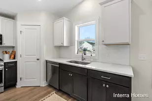 251 Hickory Valley Dr, Kalamazoo, MI 49009 - Photo 5