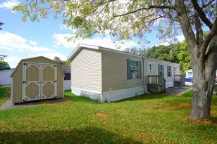 4418 Oakland Dr, Allendale, MI 49401 - Photo 3