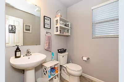 18105 Loganwood Trail, Battle Creek, MI 49014 - Photo 9