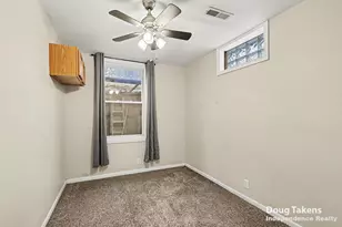 1047 Ellsmere St NE, Grand Rapids, MI 49505 - Photo 29