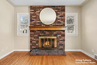 1047 Ellsmere Street NE, Grand Rapids, MI 49505 - Photo 11