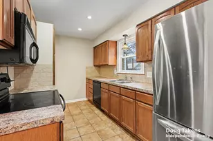 1047 Ellsmere St NE, Grand Rapids, MI 49505 - Photo 15