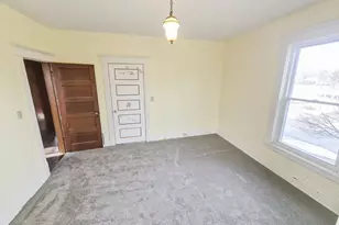 115 N Emily St, Ludington, MI 49431 - Photo 17