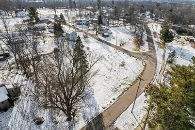 610 Montgomery Street, Marshall, MI 49068 - Photo 13