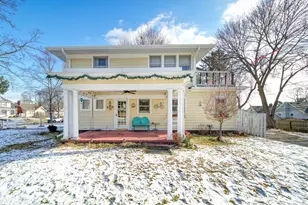 793 Oakridge Dr, Jackson, MI 49203 - Photo 7