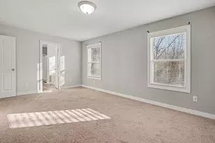 6061 Equestrian Woods Ct, Kalamazoo, MI 49009 - Photo 9