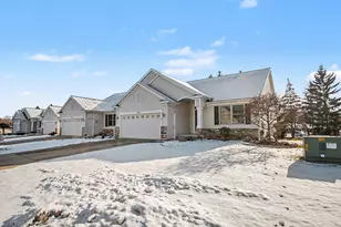 1215 Linwood Dr NW, Grand Rapids, MI 49534 - Photo 1