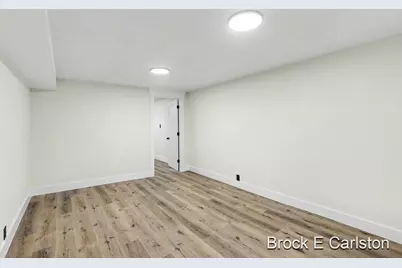 945 N Van Eyck Street, Muskegon, MI 49442 - Photo 21