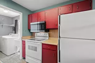 245 Lake Village Dr, Walled Lake, MI 48390 - Photo 9