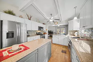 215 Somerset Dr, Brooklyn, MI 49230 - Photo 11