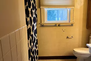 1277 Rose Ave, Benton Harbor, MI 49022 - Photo 13