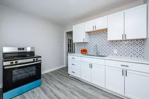 1309 Agard Ave, Benton Harbor, MI 49022 - Photo 9