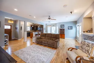 418 1/2 Wilkinson St, Chelsea, MI 48118 - Photo 39