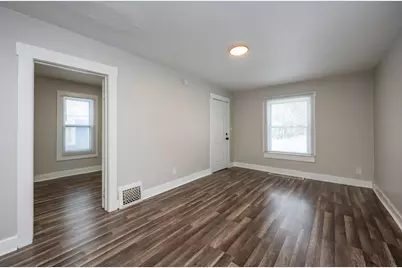 1216 Broadway, Benton Harbor, MI 49022 - Photo 5