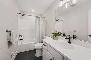 1831 Stratford Ln NW, Grand Rapids, MI 49534 - Photo 15