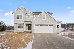 1831 Stratford Ln NW, Grand Rapids, MI 49534 - Photo 1