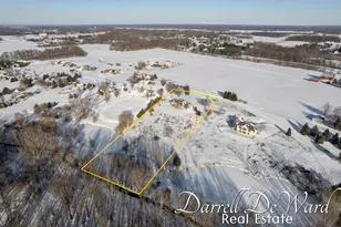 10701 Whispering Waters Ln SE, Caledonia, MI 49316 - Photo 45