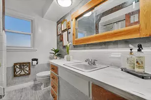 241 Kinney Ave NW, Grand Rapids, MI 49534 - Photo 9