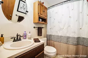 7005 E Springtree Ln SW, Grand Rapids, MI 49548 - Photo 7