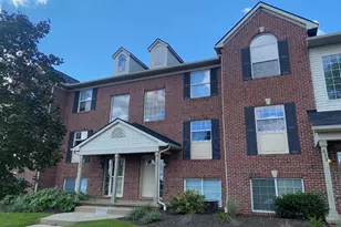 631 Nantucket Dr, Lansing, MI 48906 - Photo 1