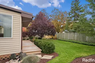 1836 Oakgrove St NW, Grand Rapids, MI 49504 - Photo 29